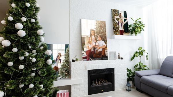 Thanksgiving to Christmas: Best Seasonal Posters to Transform Your Home